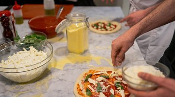 Clasa de gătit pizza și gelato - Roma ❒ Italy Tickets