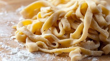 Crazy For Pasta And Gelato - Aula de culinária em Florença ❒ Italy Tickets