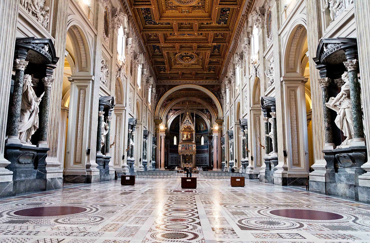 Lateran complex with Audio guide: Basilica, Cloister, Baptistery and ...