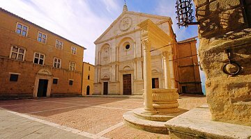 Piccolomini paleis :: Pienza