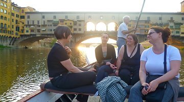 Bootstour auf dem Fluss Arno in Florenz (Englisch) ❒ Italy Tickets