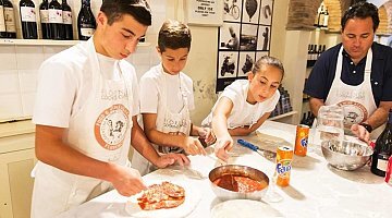 Clase de cocina para hacer pizza y helado ❒ Italy Tickets