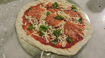 Pizza and ice cream cooking class in Florence ❒ Italy Tickets