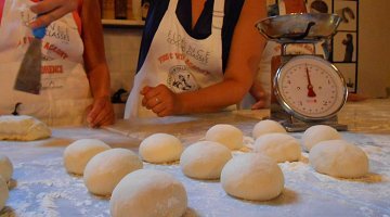 Private Pasta Making Class With Gelato In Florence ❒ Italy Tickets