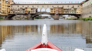 Boat tour along the Arno river in Florence (small group) ❒ Italy Tickets