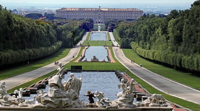 Het Koninklijk Paleis en de Tuinen van Caserta ❒ Italy Tickets