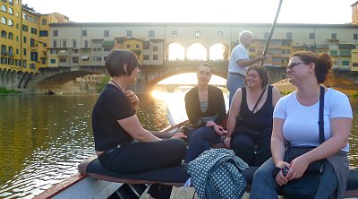 Florentine Gondola Boat Tour ❒ Italy Tickets