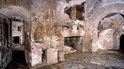 The Catacombs of Saint Callixtus and Lateran Complex ❒ Italy Tickets