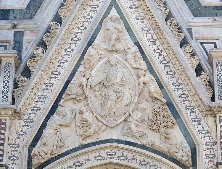 Porta_della_mandorla_09