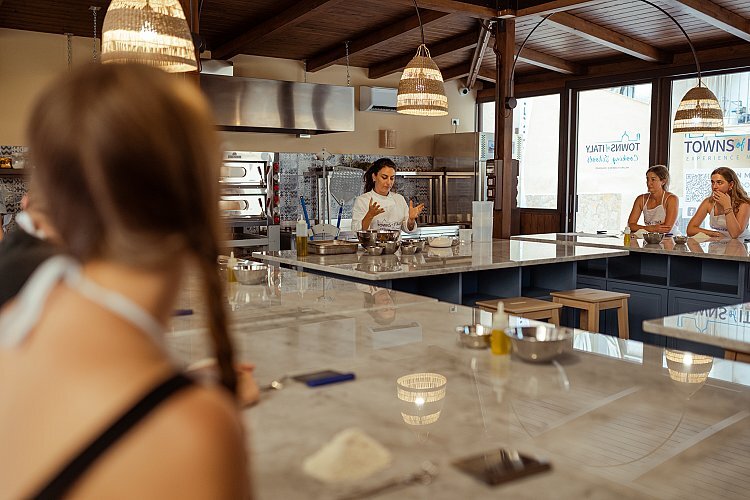 P1514377_t09dvy?_a=BACAEuGT