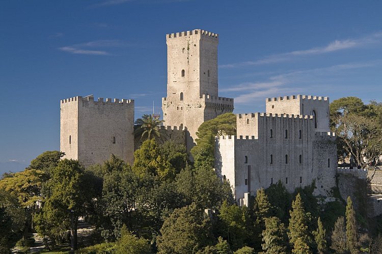 Erice_Castle_1_wvfxeu?_a=BACAEuGT